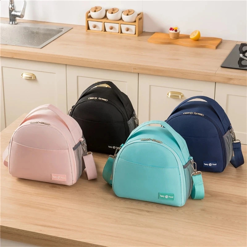 Oxford large capacity insulated portable lunch bag suitable for workers portable lunch box insulated bag can be hung on the shoulder 250228