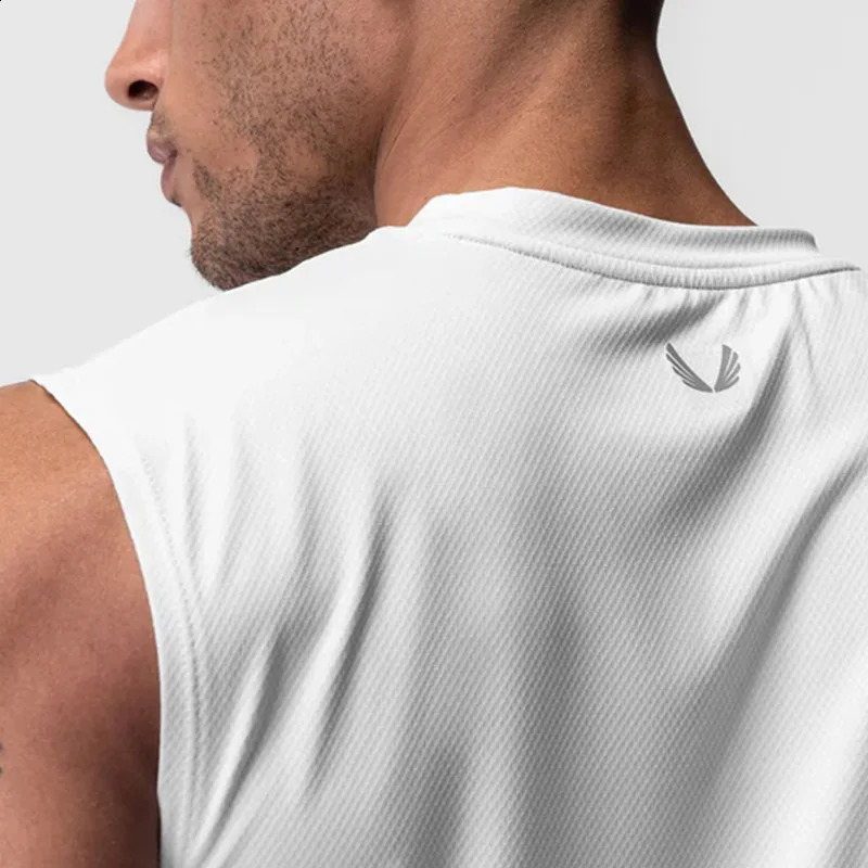 Summer Mens Casual Tank Tops Male Gym Fitness Sleeveless Shirts Quick Dry Singlets Sports Vest Bodybuilding Workouts Clothing 250225