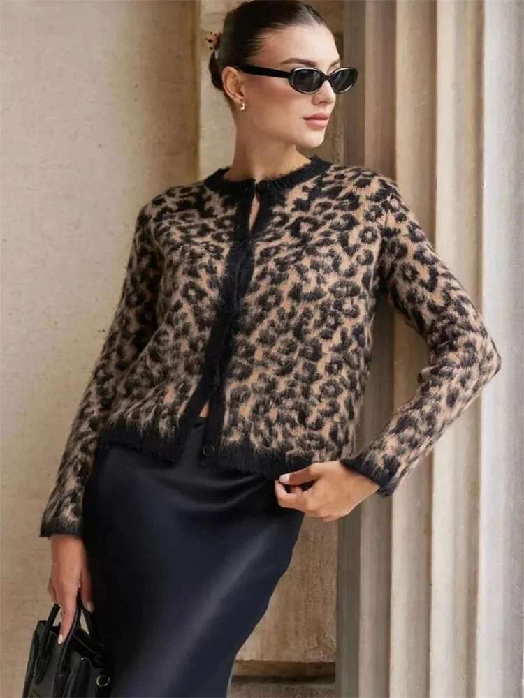 Tossy Female Leopard Sweater Fashion Printed Contrast Loose Long Sleeve Commute Cropped Coat Women's Autumn Cardigan