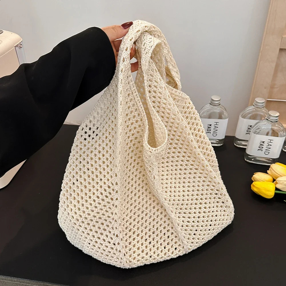 Womens Shoulder Bags Casual Straw Wicker Woven Ladies Handmade Large Capacity Summer Beach Females Messenger Bag 250305