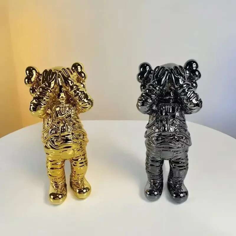 Simple Resin Ornaments Home Astronaut Decorations