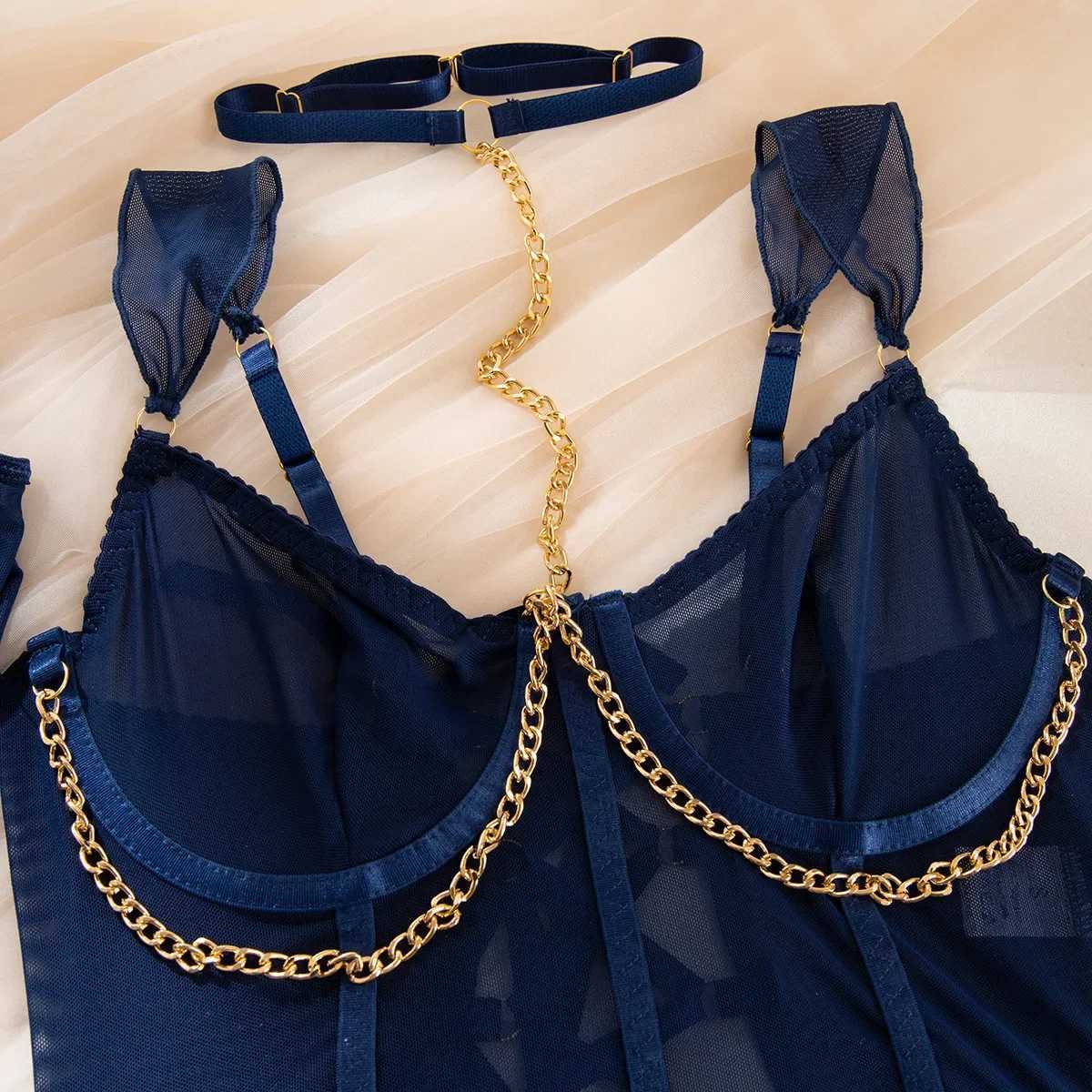Sexy Pure Desire Mesh Underwear Perspective Skirt Chain Hanging Neck with Gloves Transparent Four Pieces Female See Through BraXJ250301