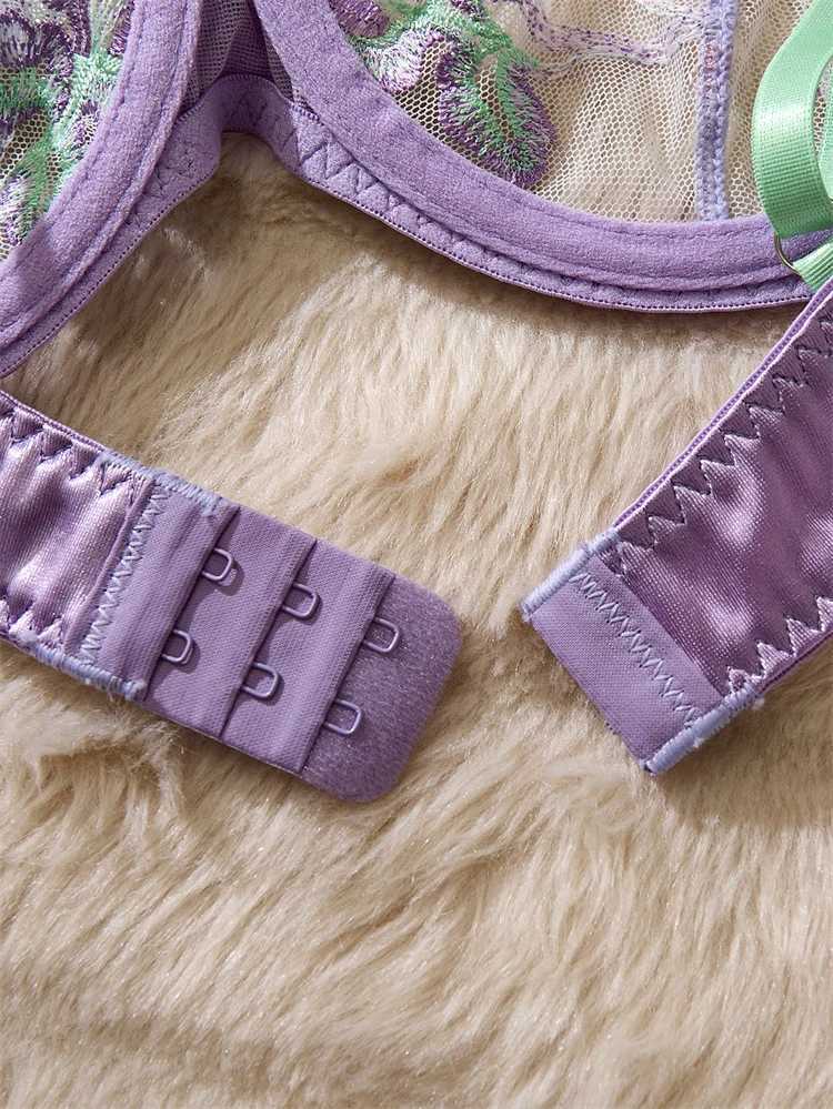 Womens Lingerie Purple Embroidery Lace Underwear Sexy Girl Bra Set See Through Lingerie Fancy Mesh Underwear Lingerie Ultra SexyXJ250301