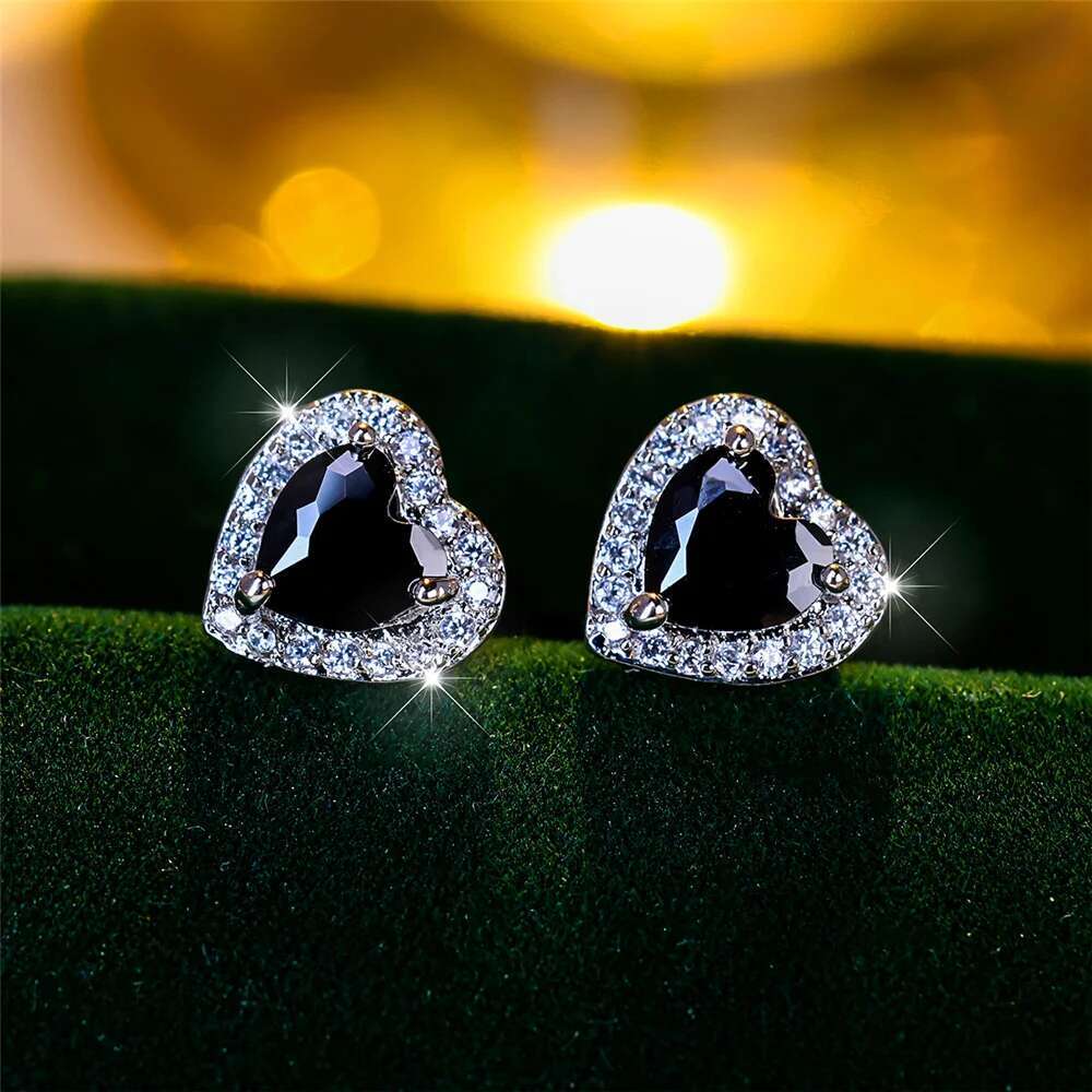 Cute Female Black Zircon Stone Small Heart Stud Earrings Vintage Sier Color Wedding Jewelry For Women