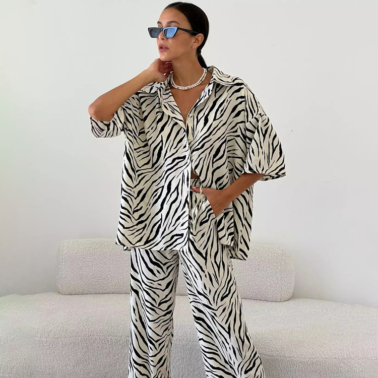 Fashion Satin Zebra Stripe Women's New3 Summer Short Sleeve Shirt High Waist Pants Two Piece Set