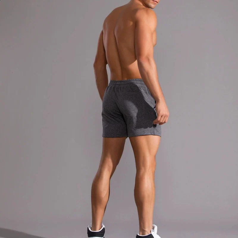 Mens casual sports shorts summer breathable fitness running elastic solid color training sportswear 250225