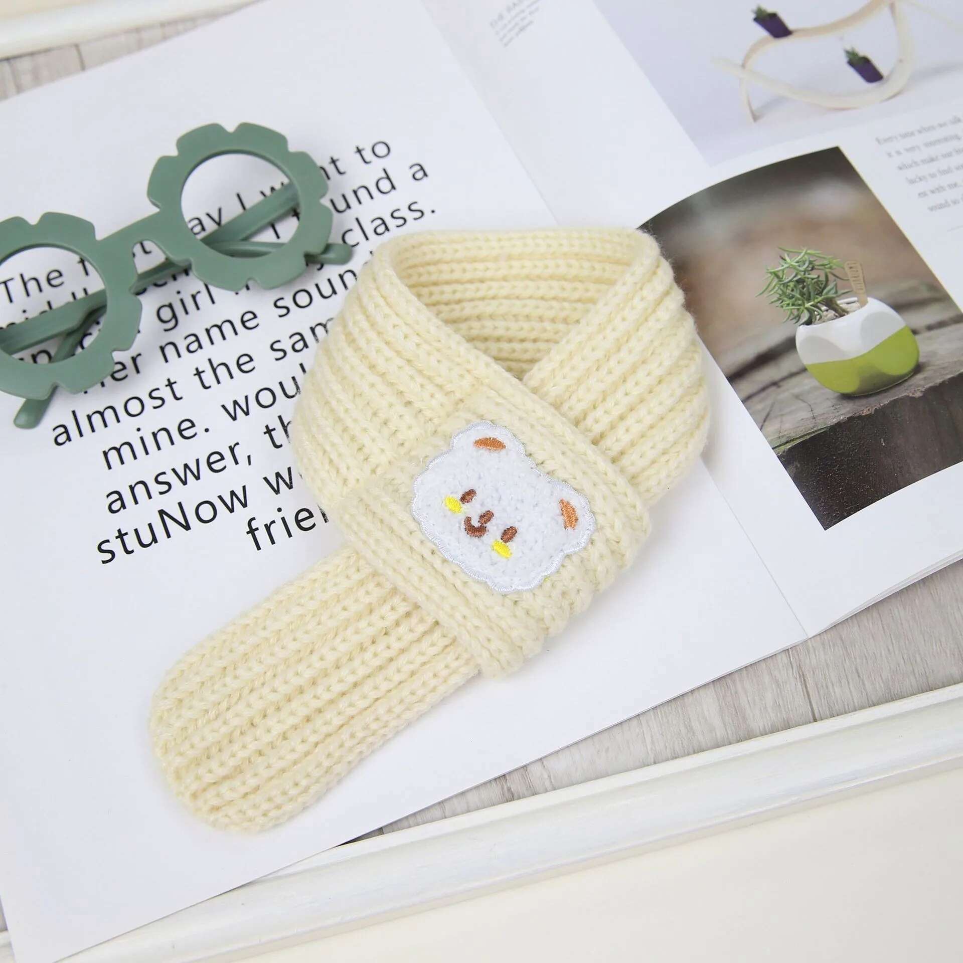 Update Autumn/Winter Knitted Soft Comfortable Warm New Year's Christmas Scarf Cats Puppy Accessories Pet Supplies