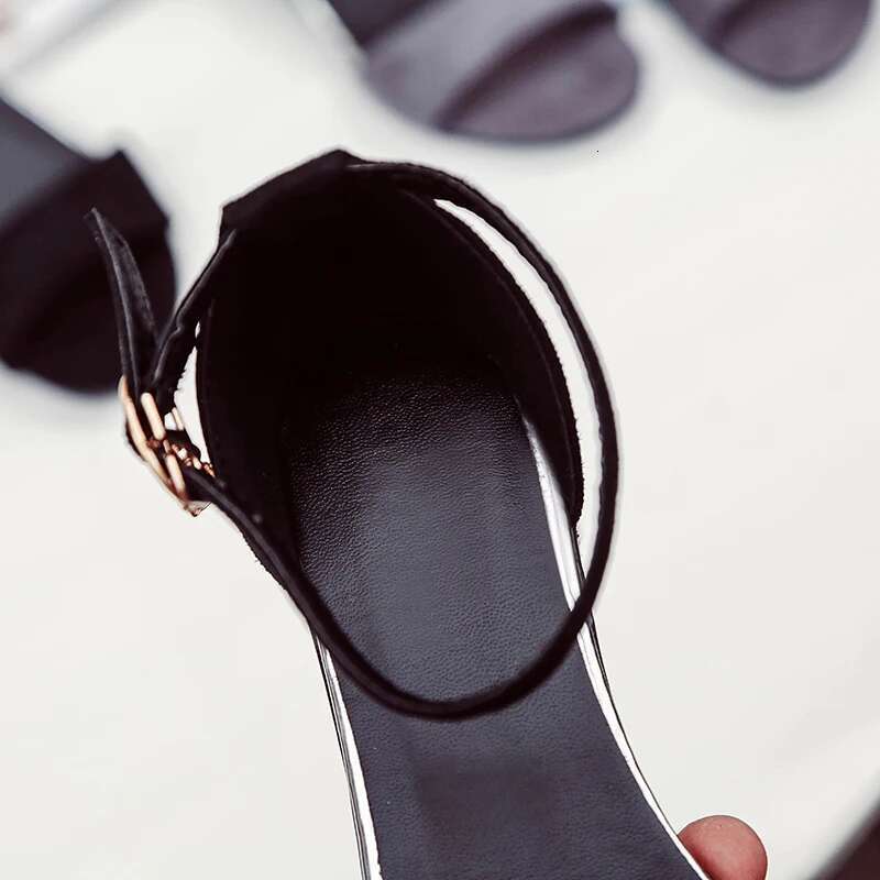 Summer Suede New Women Fashion Rhie Buckle Sandals Square Heel Ankle Strap Female Shoes