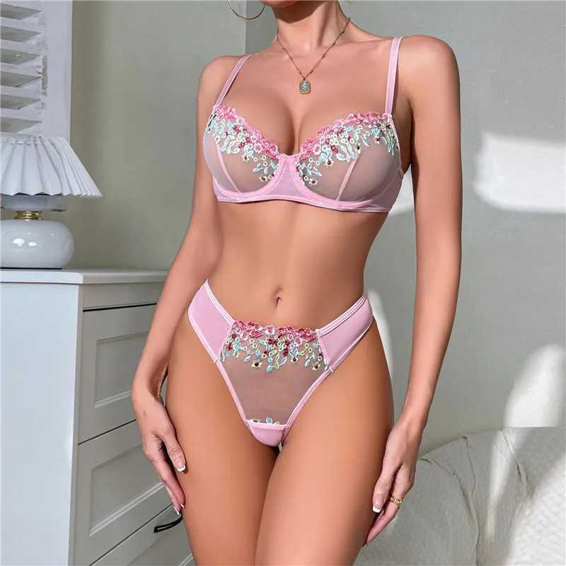 Sexy bra set seamless romantic lingerie embroidered with ultra-thin pink lingerie thong lace mesh sexy exotic suitXJ250301
