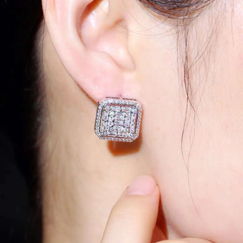 CWWZircons 2022 New Fashion Cubic Zirconia Big Square Stud Earring for Women Jewelry Wedding Brincos Boucle D'oreille CZ730