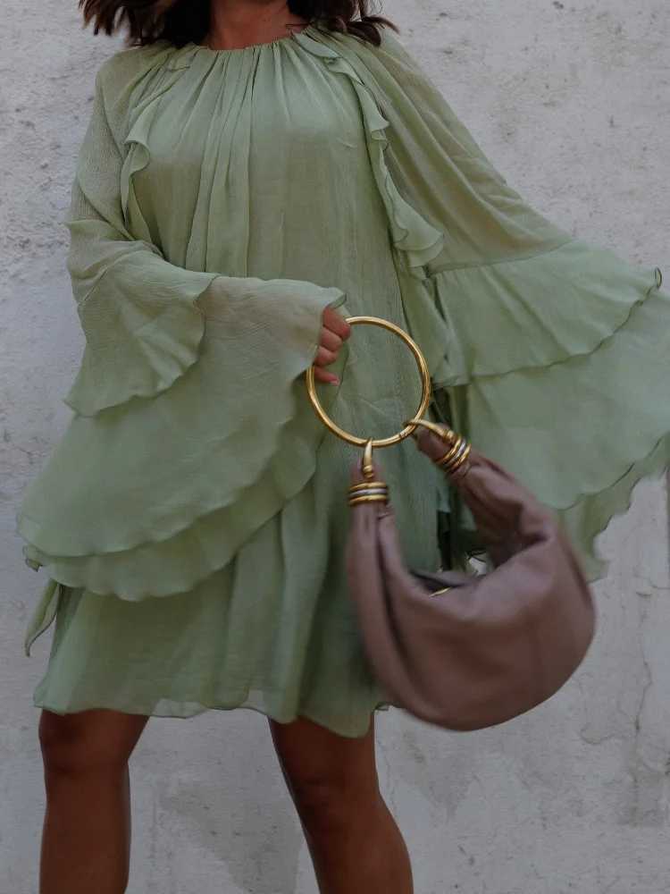 Basic Casual Dresses Womens Fashion Green Ruffle Hem Mini Dress Elegant Round Neck Long Flare Sleeve Party Dresses Summer New Lady Vacation Veatidos J