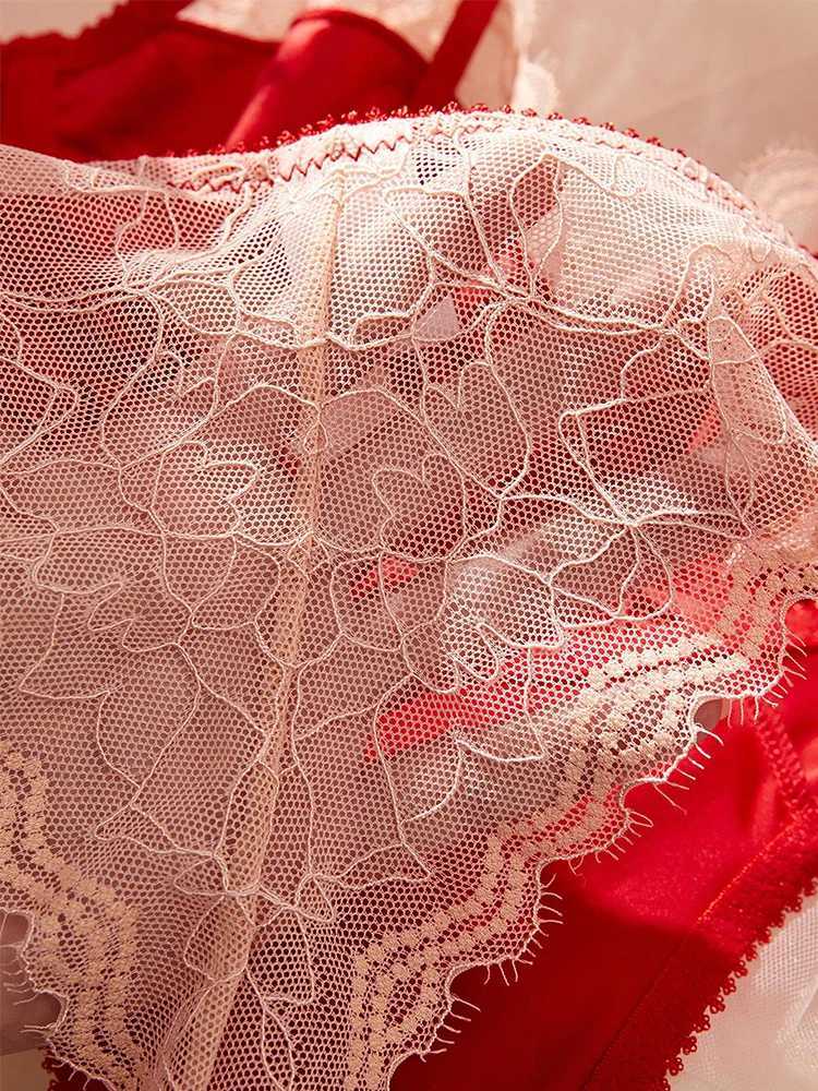 Lingerie Sexy Hot Lace Transparent Female Underwear Romantic Red Bra Sets Sexy Girl Intimate Outfits Push Up Ensemble LingerieXJ250301