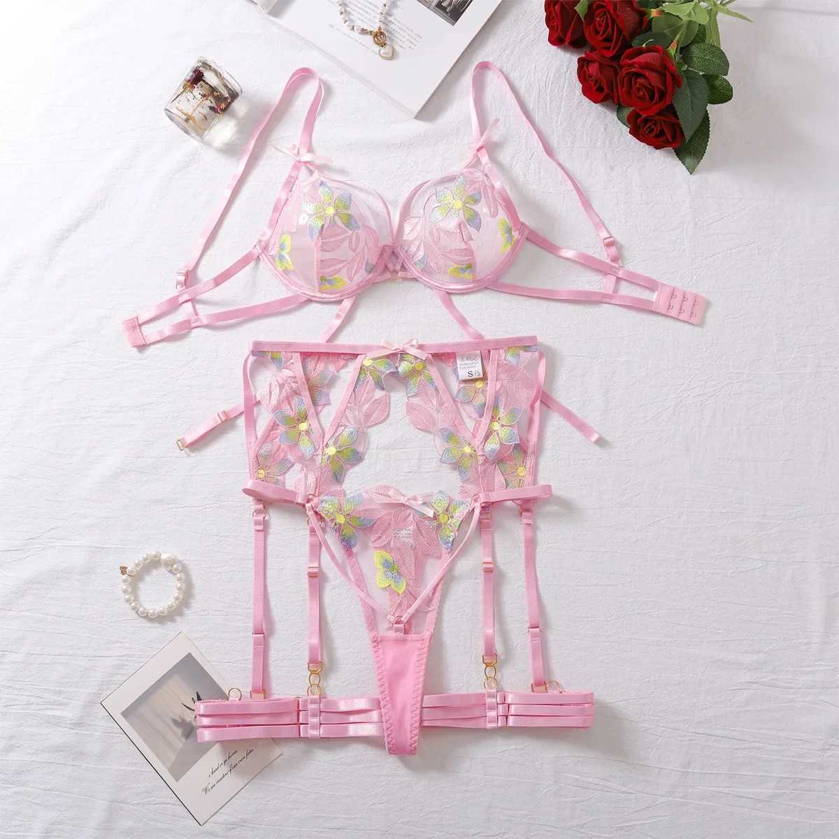 Fancy lingerie super sexy lingerie garter straps Bilizna set balcony bra Onlyfans sexy lingerieXJ250301