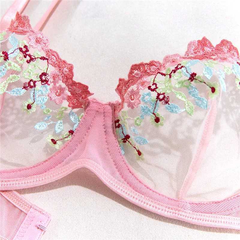 Sexy bra set seamless romantic lingerie embroidered with ultra-thin pink lingerie thong lace mesh sexy exotic suitXJ250301