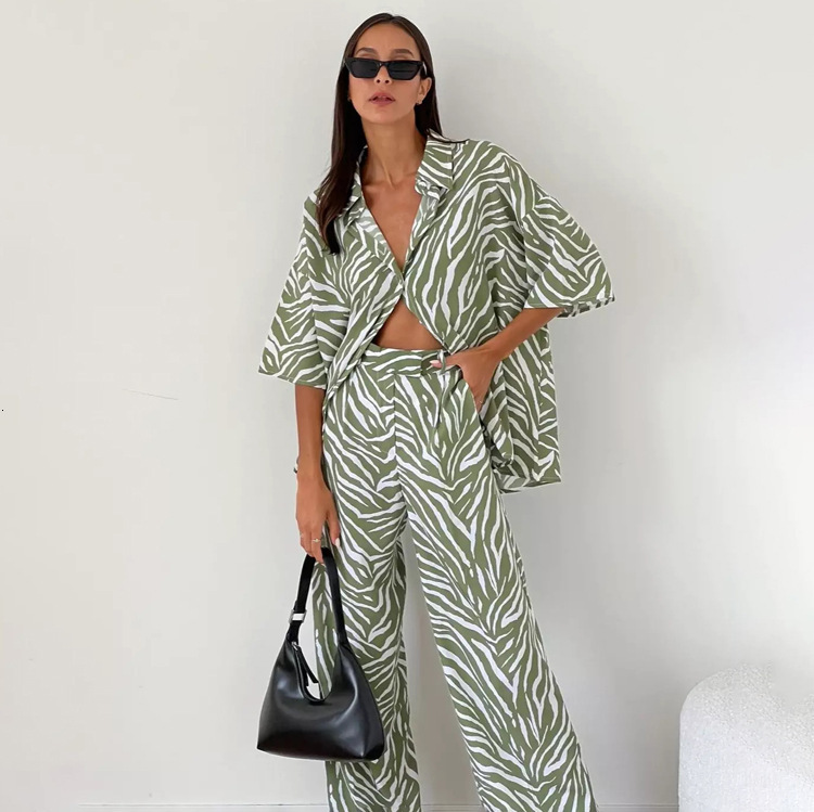 Fashion Satin Zebra Stripe Women's New3 Summer Short Sleeve Shirt High Waist Pants Two Piece Set
