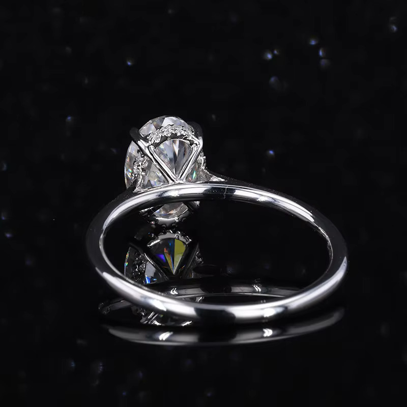 Stsarsgem Fine Jewelry Pt950 8.5*6mm Oval Shape Brilliant Cut Moissanite Ring