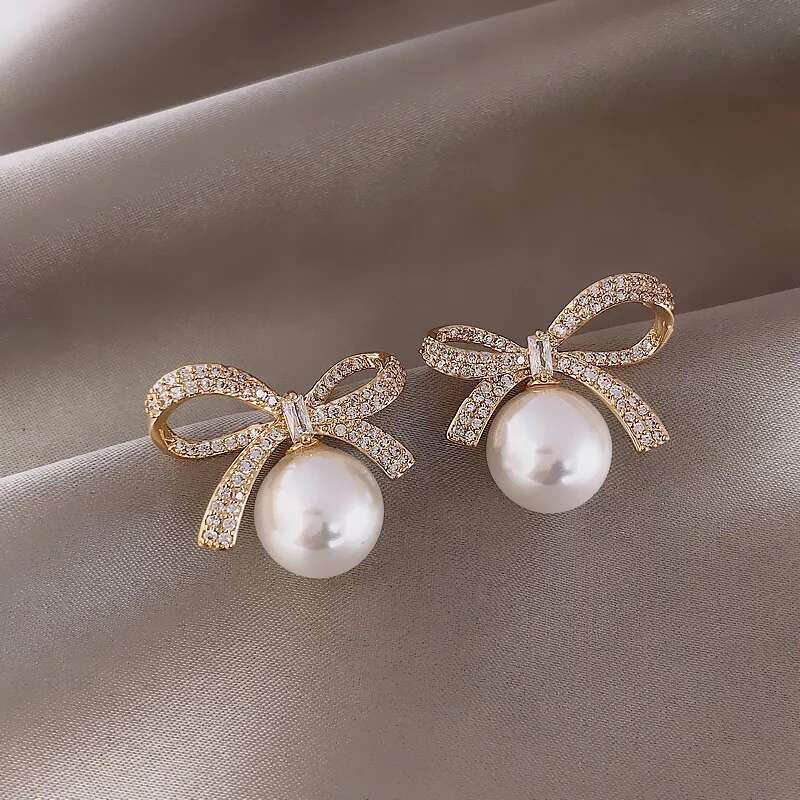 Summer Autumn Cute Vintage Personality Pave Zircon Pearl Bow wer Stud Earrings For Women Girls Fashion Charm Jewelry LS410
