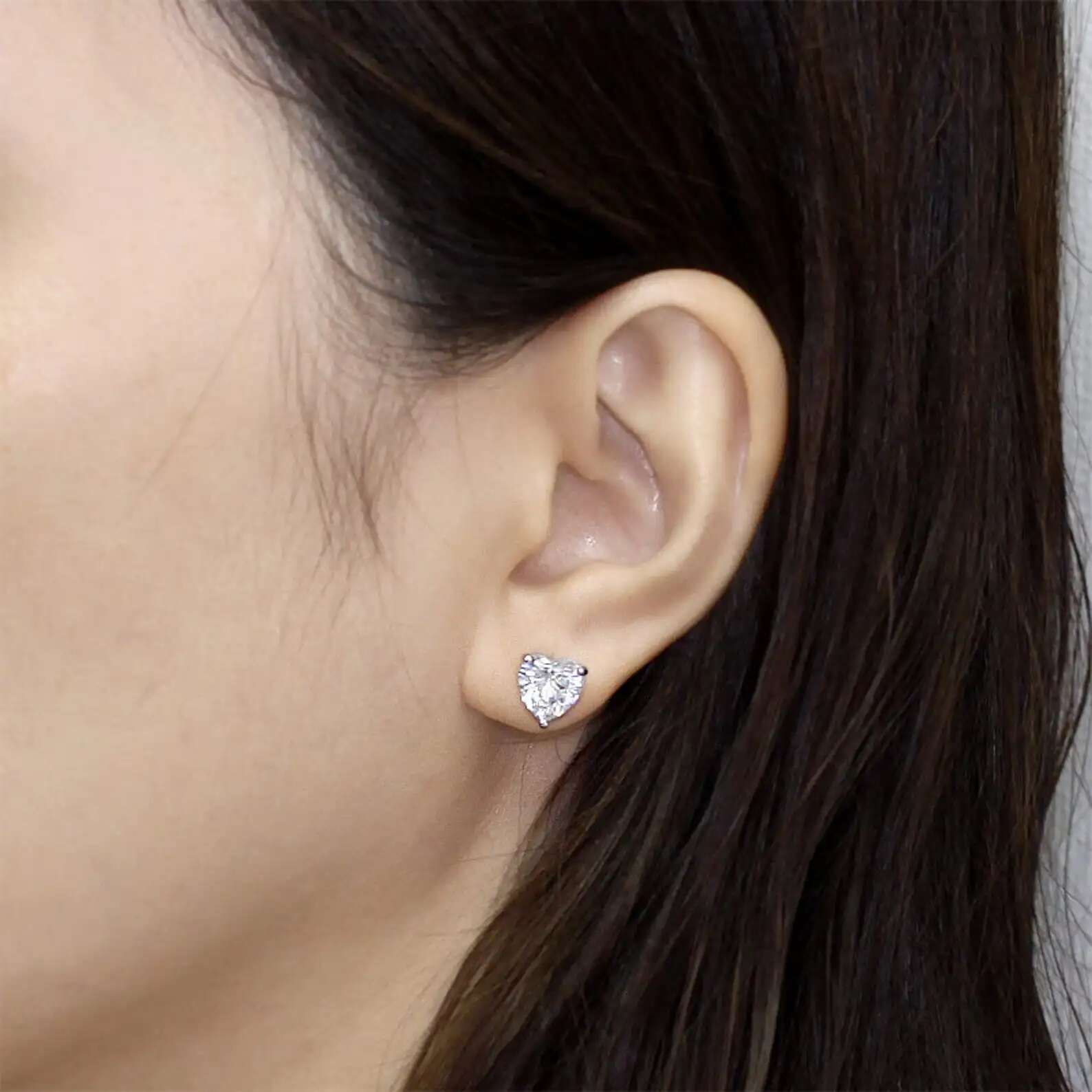 ZHOUYANG Love Heart Earrings For Women Korean Style Zircon Rose Gold Color Stud Ear Ring Accessories Jewelry Gift E342