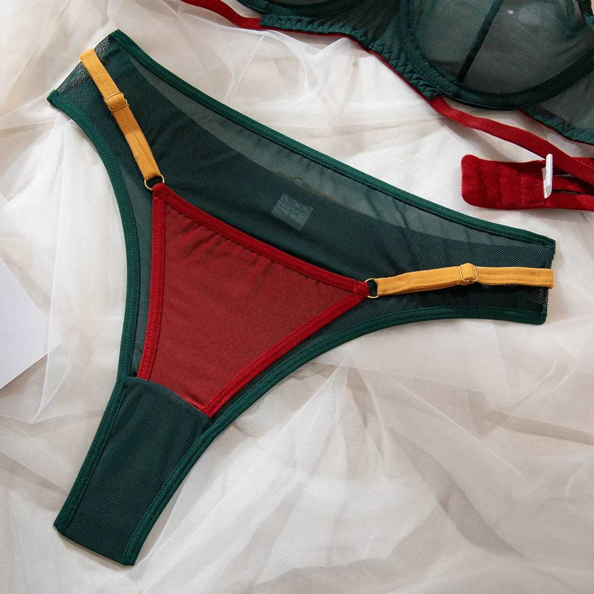 2025 new hollow intimate contrasting color bra set ultra-thin transparent underwear womens sexy push up underwearXJ250301
