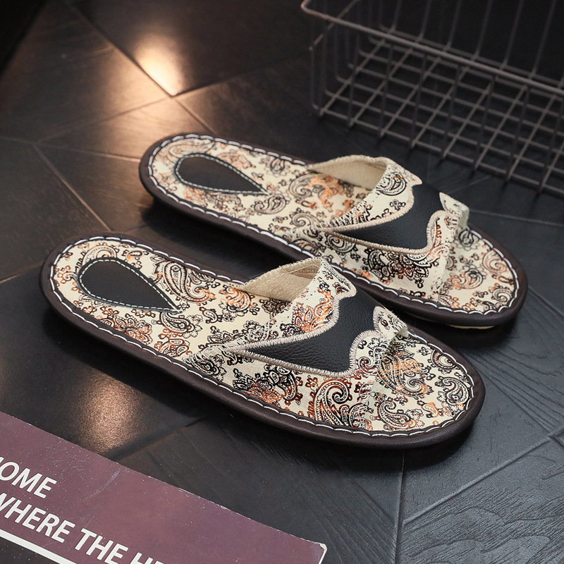 2025 New European Printed Cowhide Design Men's And Women's Home Bath Shoes Summer Indoor Soft Soled Sandals Couple's Home Slippers