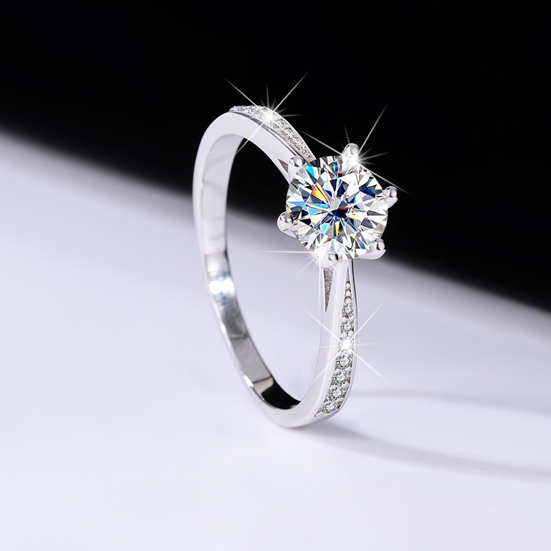 1CT White Moissanite Diamond Classical Six Claw Sparkling Luxury Jewelry Real 100% 925 Sterling Silver Round Party Eternity Women Engagement Band Crow