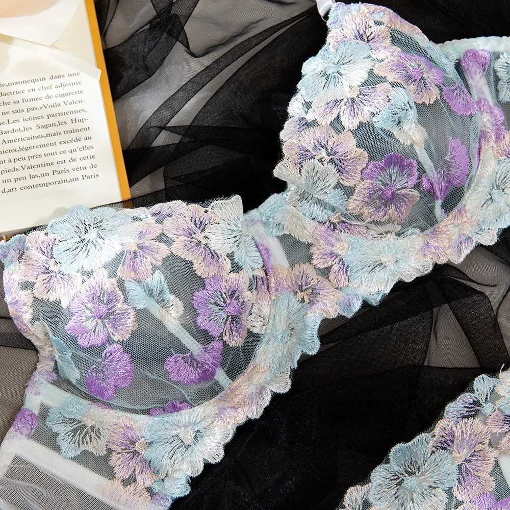 Womens Sexy Suspender Lingerie Set Blue and White Embroidery Mesh Bra Soft Steel Ring Perspective Exotic Apparel Suit UnderwearXJ250301