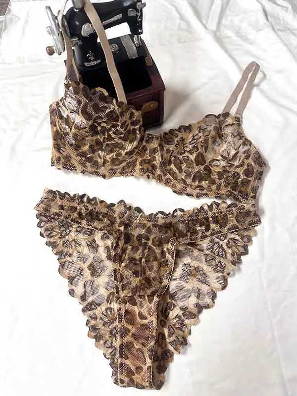 Sexy Bra Set Deep V Leopard Print Ultra in Lace Underwear Female Big Breasts Show Small Lingerie PantsXJ250301