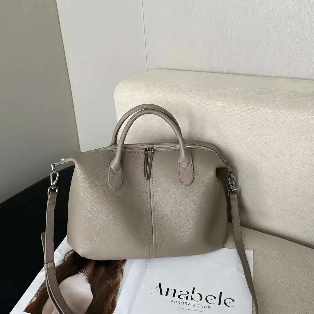 Genuine Leather Handbag Women's Crossbody Lightweight Large Capacity Single Shoulder Bag For Commuting Travel