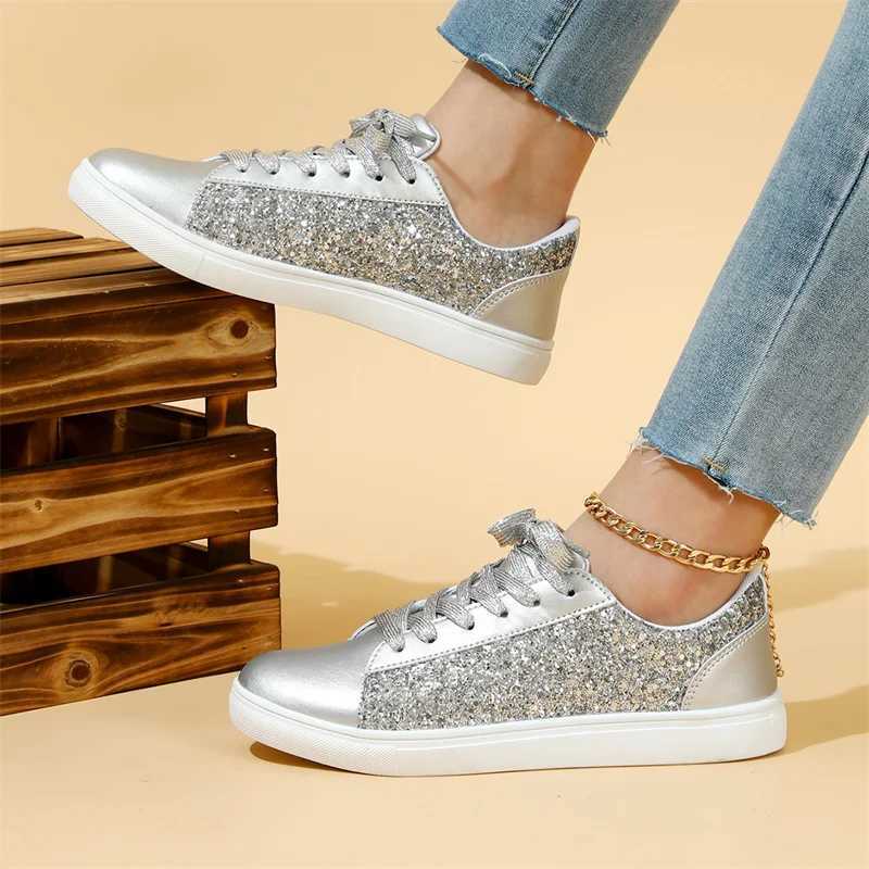 Luxury Designer Womens Red Sneakers Shiny Sequin Leather Casual Sneakers Women Low Top Flat Vulcanize Shoes Womens ShoesXJ250301