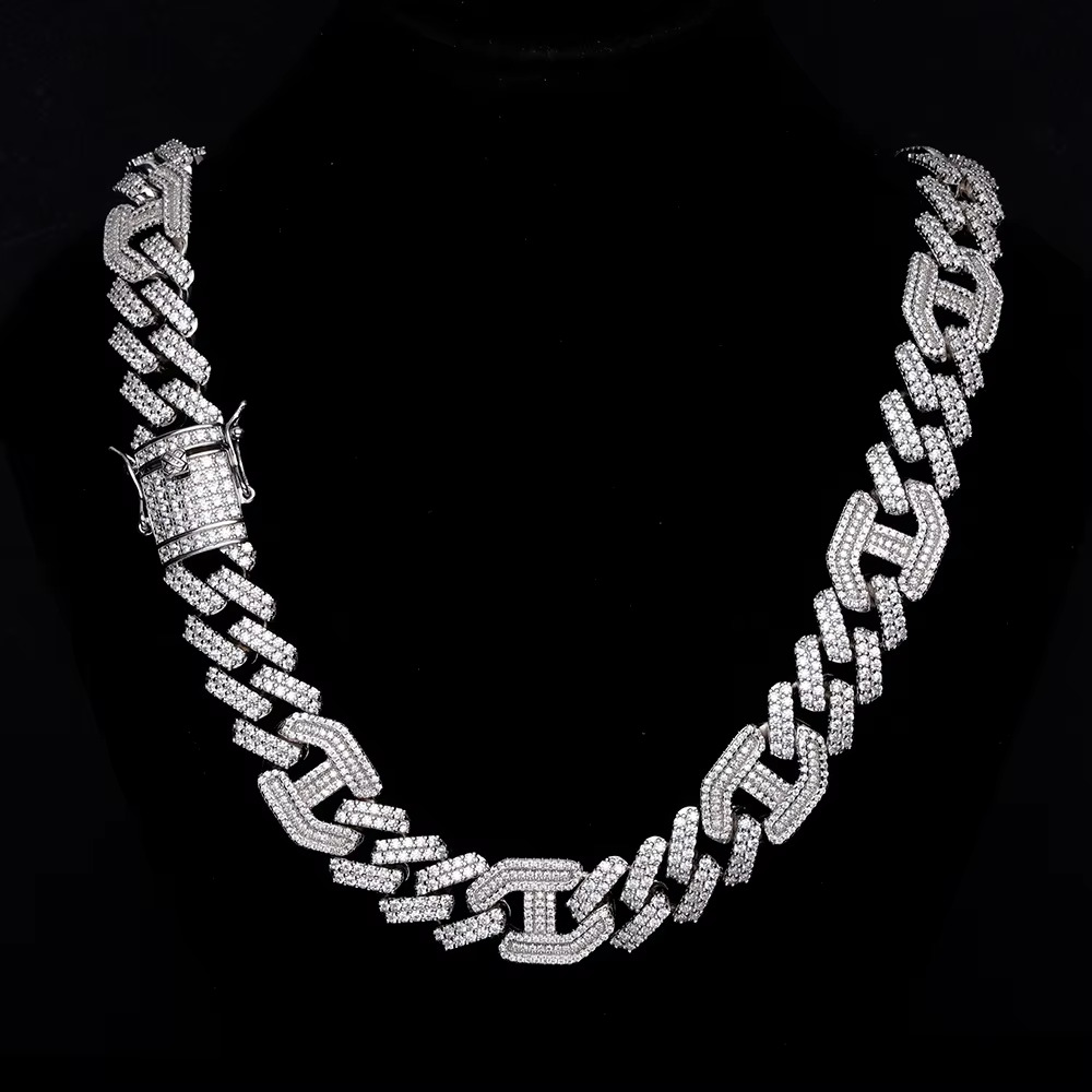 Popular Classic Hip Hop Jewelry 14.5mm Iec Out VVS Moissanite 925 Sterling Silver Miami Cuban Link Necklace for Men