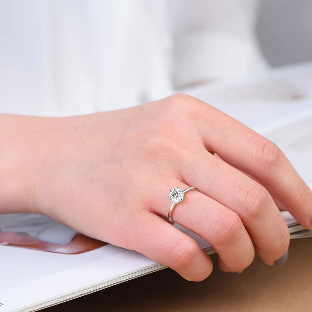 OAHLAN Stylish Real 1ct Moissanite Engagement Rings for Women S Sterg Sier Wedding Bands Jewelry With Certificate