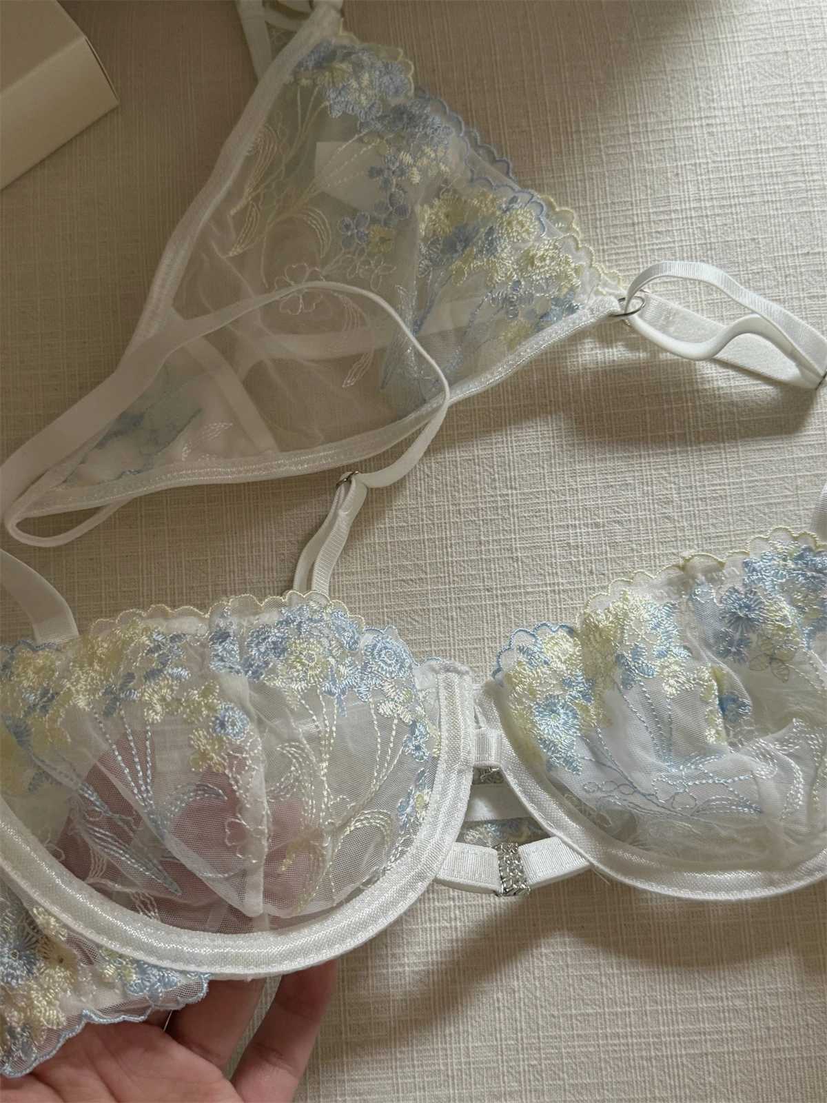 Front clasp flower true love series lingerie ladies sexy niche underwear thin top support bra set braXJ250301
