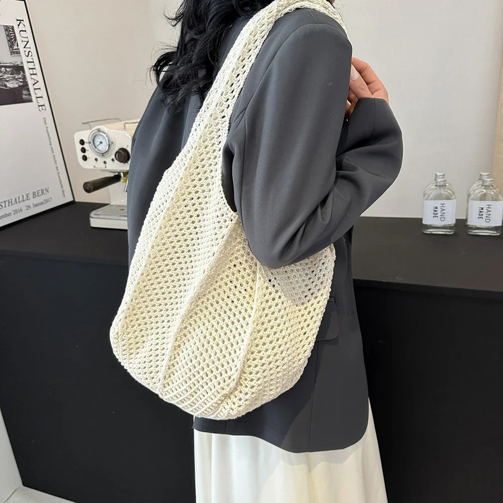 Womens Shoulder Bags Casual Straw Wicker Woven Ladies Handmade Large Capacity Summer Beach Females Messenger Bag 250305