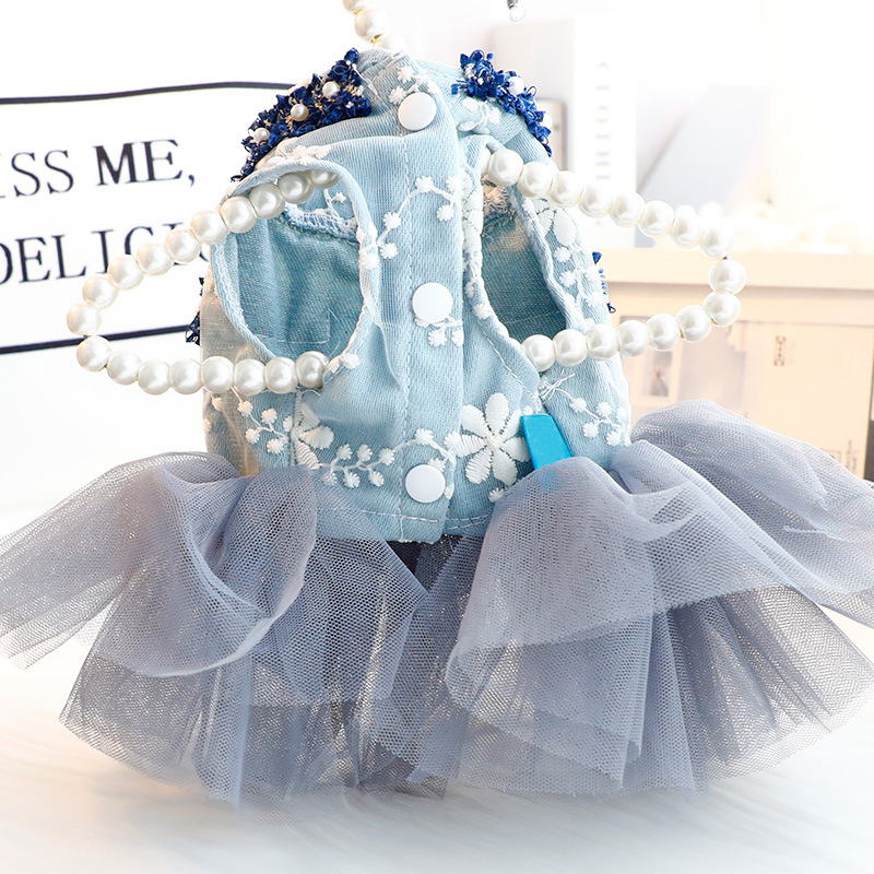 Puppy Wedding Dress for Small Dog Girl Bow Knot Dog Tutu Dress Luxury Cat Embroidered Lace Skirt Pomeranian Yorkie Clothes for Birthday Christmas Part