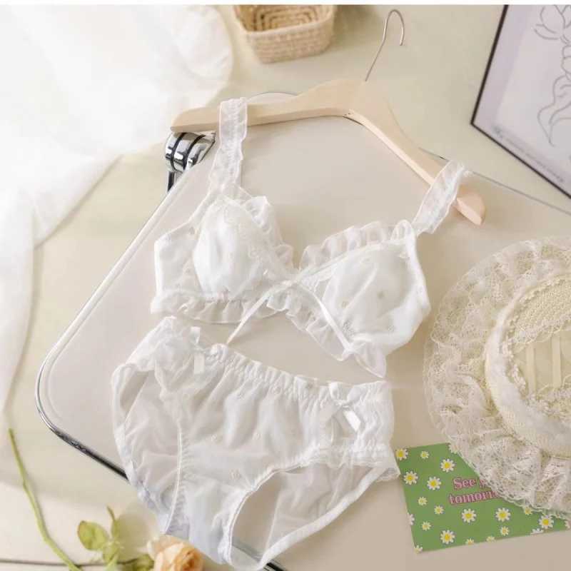Japanese Sweet White Lace Underwear Womens Thin Wireless Bra GirlbraXJ250301
