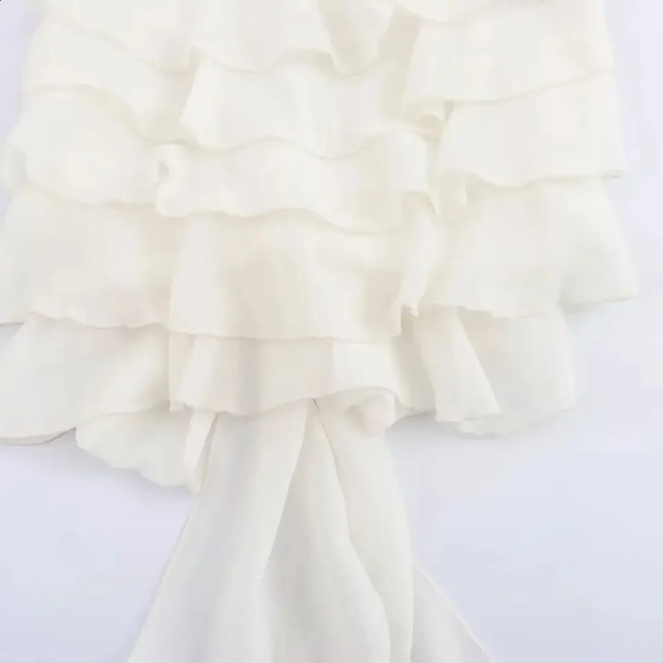 TRAF Halter Collar Tops Woman 2024 Sweet Lace Up Sleeveless Backless Bow Layered Decoration Off the Shoulders Sling 250226