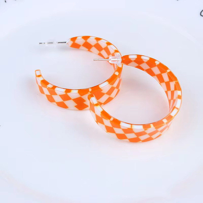 Vintage Checkerboard Hoop Candy Color C-shaped Women Earrings Geometric Acrylic Studs Simple Cool Ear Jewelry Gifts