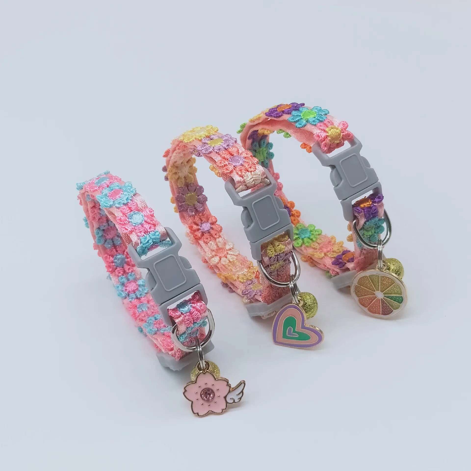 Update Supplies Manufacturer Direct Sales Of Pet Cat Bells Collars Neck Rings Popular