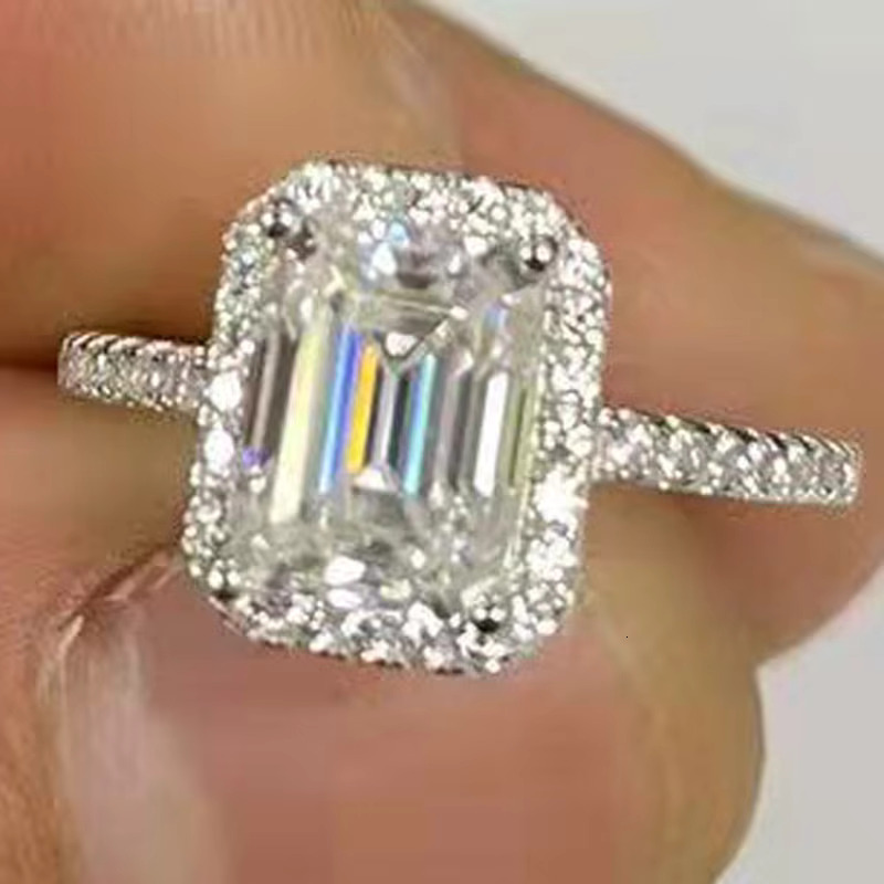 1.0ct 2.0ct Radiant/Emerald Cut Dia for Wedding Engagement Women Vintage Moissanite Ring Sterg Sier