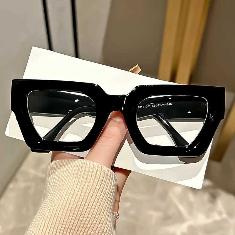 Y2K Oversi Clear Lens es with Leopard Print Frame Blue Light Blocking Fashionable Accessory for Casual Attire Y250301