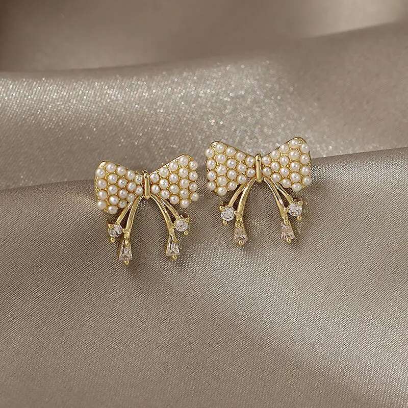 Summer Autumn Cute Vintage Personality Pave Zircon Pearl Bow wer Stud Earrings For Women Girls Fashion Charm Jewelry LS410