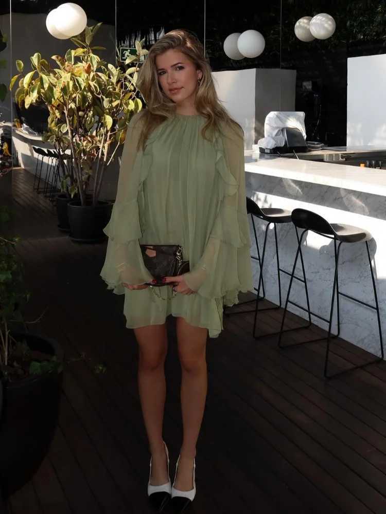 Basic Casual Dresses Womens Fashion Green Ruffle Hem Mini Dress Elegant Round Neck Long Flare Sleeve Party Dresses Summer New Lady Vacation Veatidos J