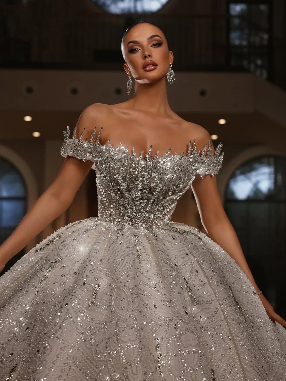 Luxury Off Shoulder Wedding Dress Crystal Bridal Ball Gowns Beading Custom Made Rhinestone Sequins Princess Bride Dresses Vestido De Novia Plus Size