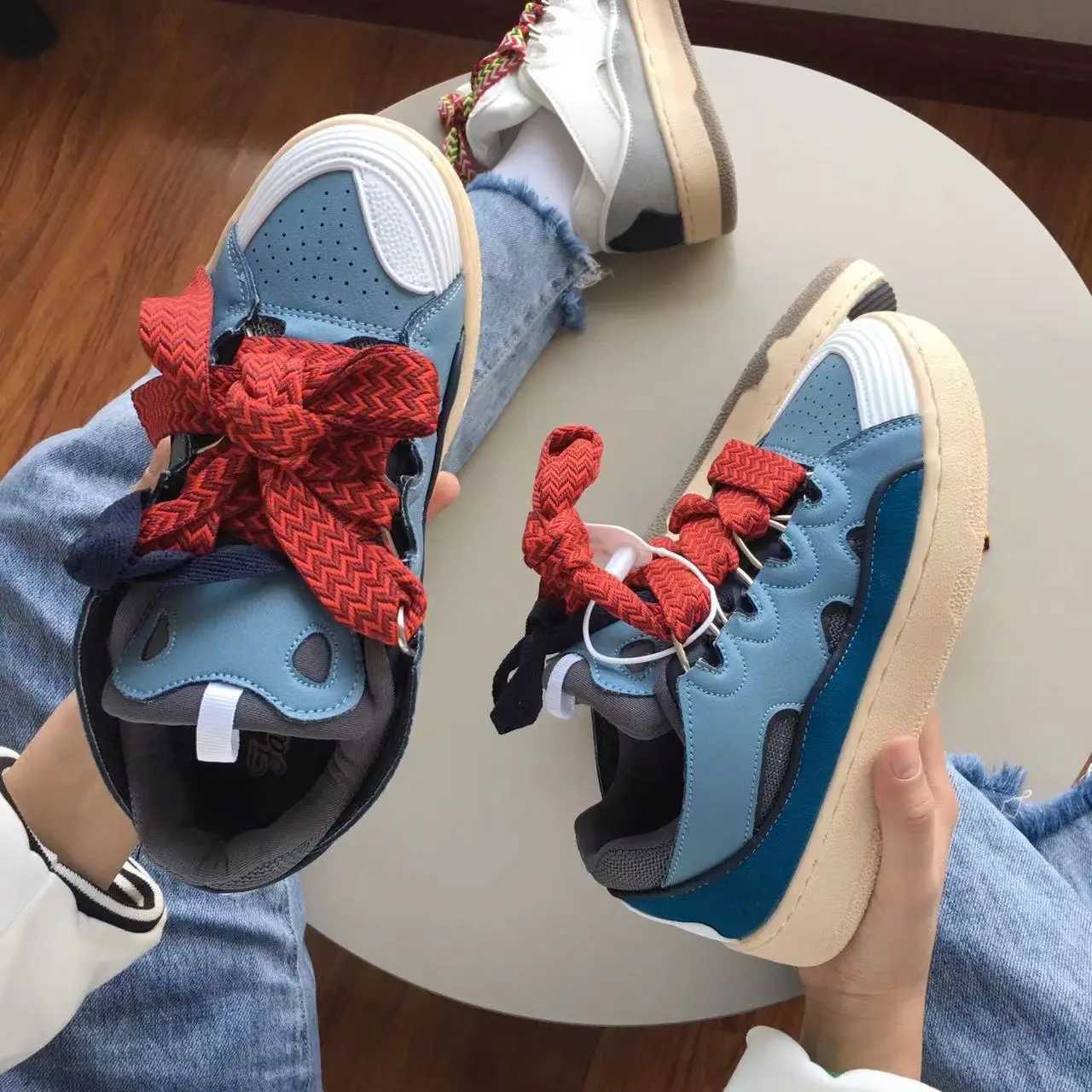 Designer Shoes For Men Wen Casual hot Leather Curb Sneakers Lace-up Sneaker Calfskin Platformsole Outdoor Mens Trainers Z250301