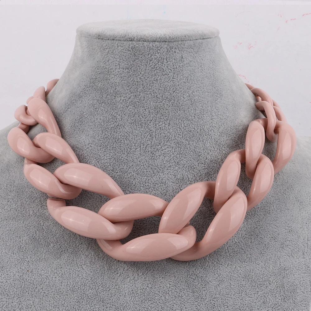 Trendy Big Acrylic Pink Choker Necklace For Women Vintage Resin Chunky Chain Collar Necklaces Pendants Jewelry Party Gifts 250228