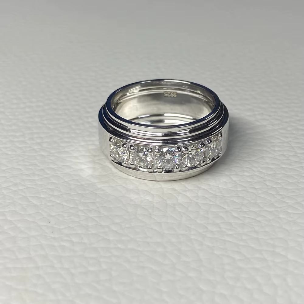 Sier Laboratory Round Moissanite Men's Ring Anniversary Gift