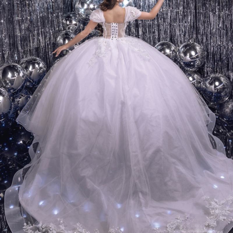Light Pink Shiny Quinceanera Dresses Ball Gown Off The Shoulder Applique Lace Bow Corset Tull Party Birthday Sweet 16 Vestidos 15 Anos