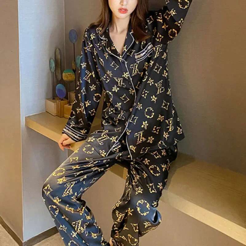 2025 New Large Pamas Women's Letter Printed Women's Home Clothes 2-piece Set Open Collar Woolen Sweater Long Sleeve Wearable Designer Women&