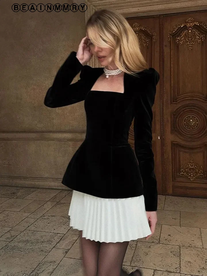 Elegant Bodycon Long Sleeve Lady Mini Dresses Autumn Winter Pleated Velvet Women Short Dress Fashion Streetwear Female 250227
