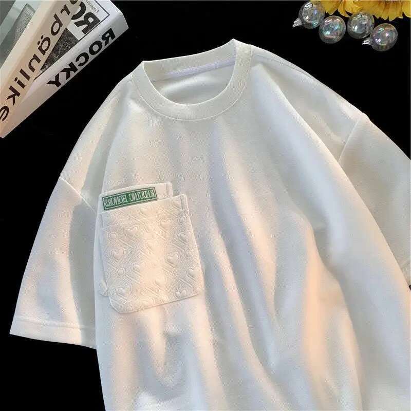 2025 new summer loose short sleeved couple O-neck pocket simple casual wild T-shirt shorts men's and women's designer two-piece suit4